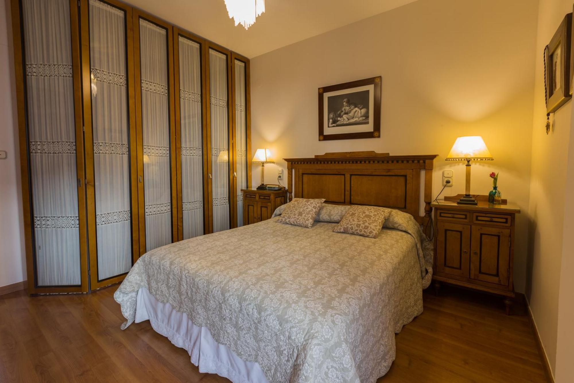Gracia Suites - Centro Y Confort Con Parking Gratis グラナダ エクステリア 写真