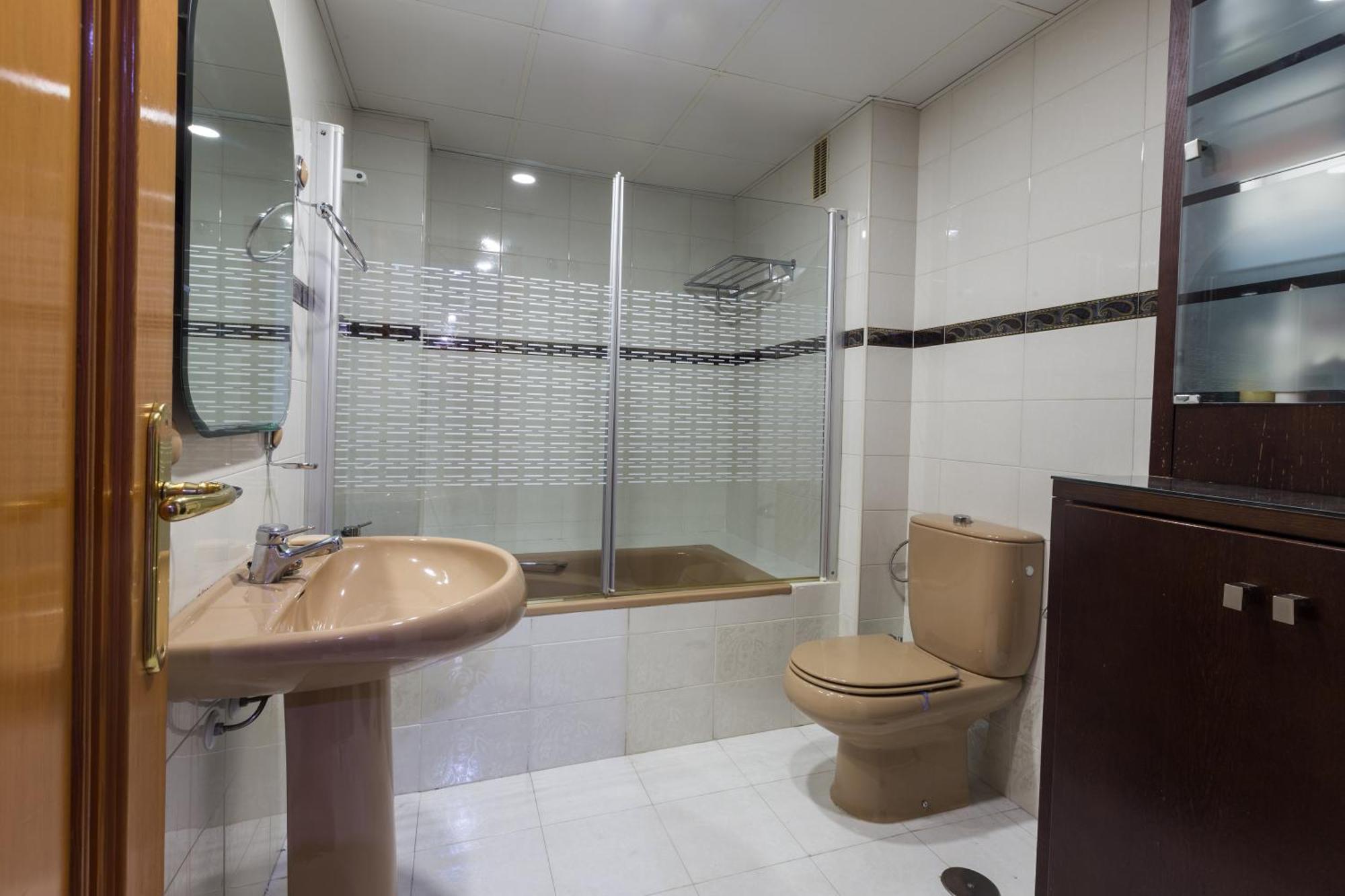 Gracia Suites - Centro Y Confort Con Parking Gratis グラナダ エクステリア 写真