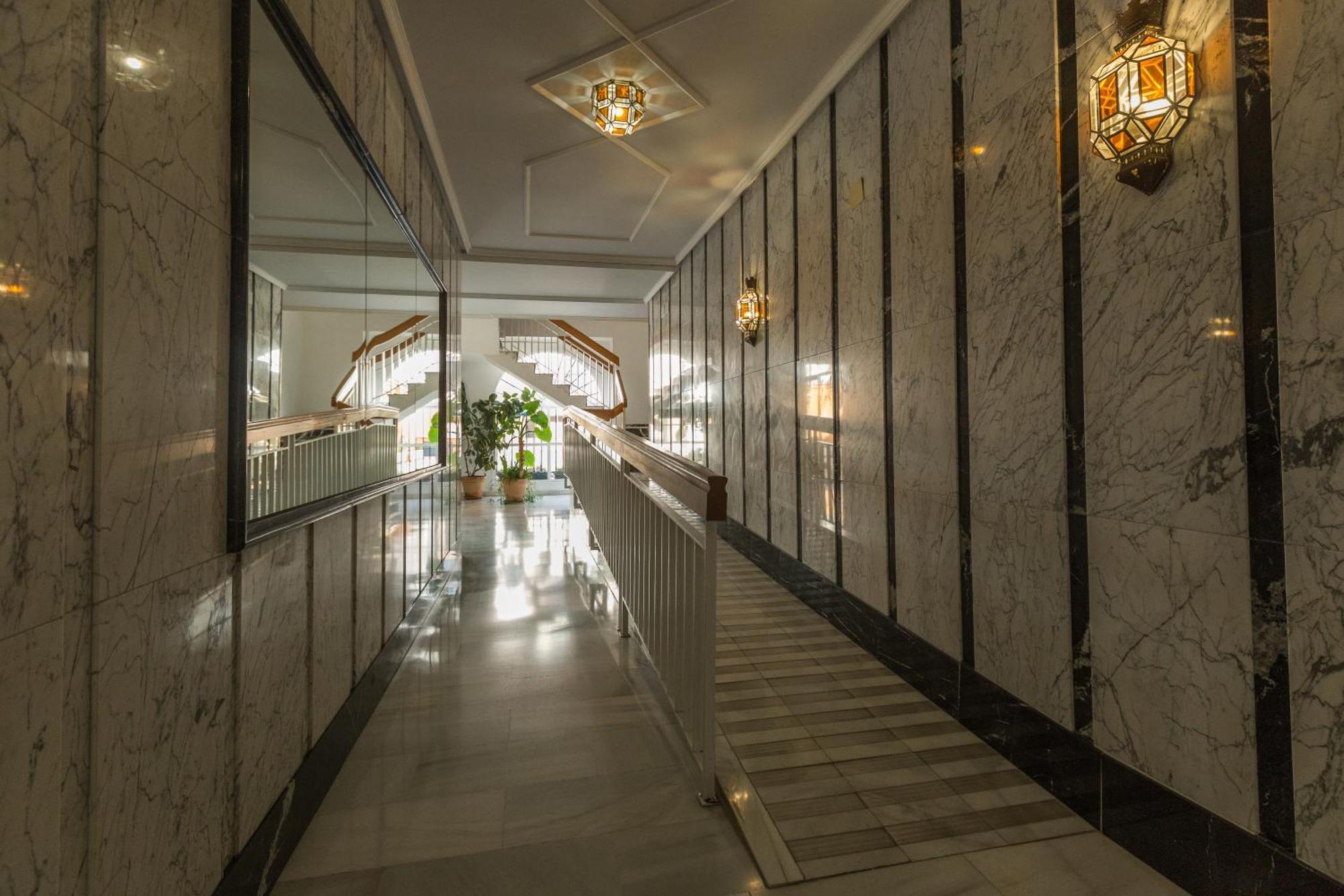 Gracia Suites - Centro Y Confort Con Parking Gratis グラナダ エクステリア 写真